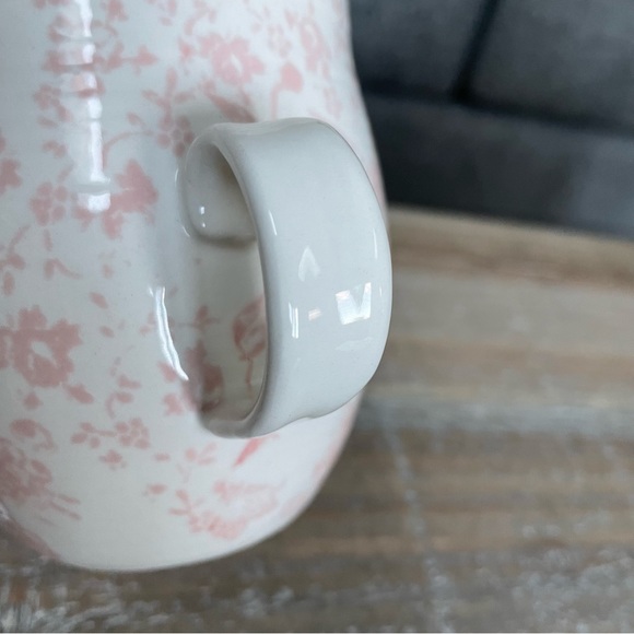 Anthropologie Pink print A monogrammed mug - Picture 3 of 6